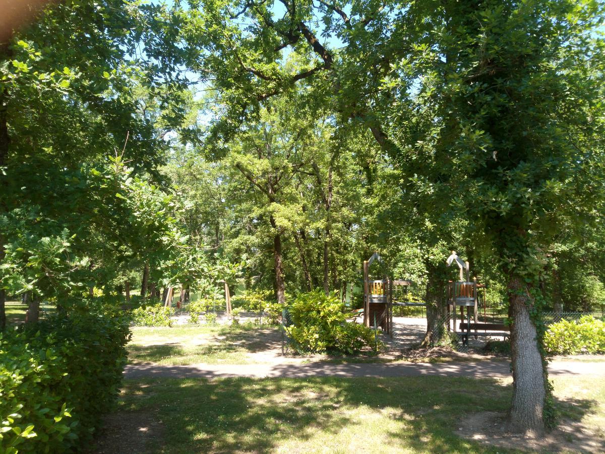 Residence Lac Mondesir Monflanquin Exteriér fotografie